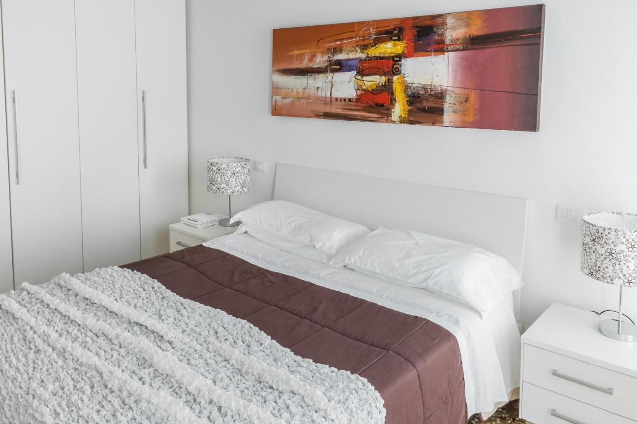 Accademia Charm Apartments By Wonderful Italy Veneza Exterior foto