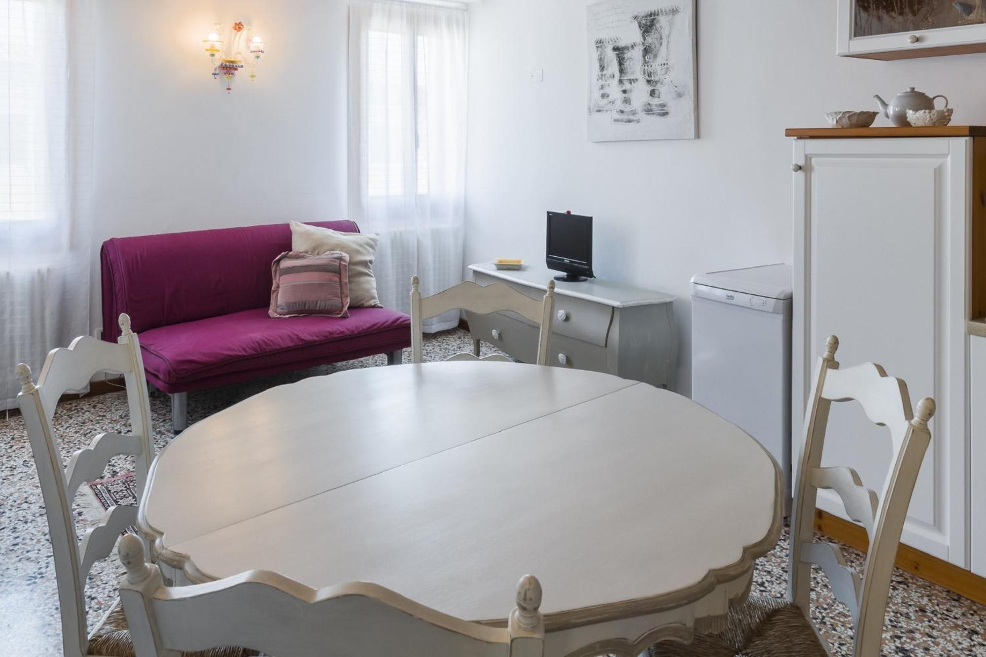 Accademia Charm Apartments By Wonderful Italy Veneza Exterior foto